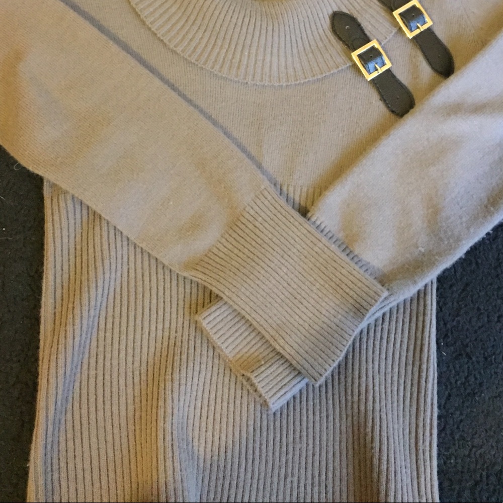 Bebe sweater - Picture 3 of 3